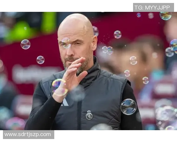 光头足球明星在韩国的崛起与传奇人生背后的故事揭秘